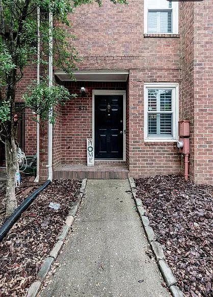 2 bed, 2.5 bath, 1484 sqft, $2,750 — Photo 3