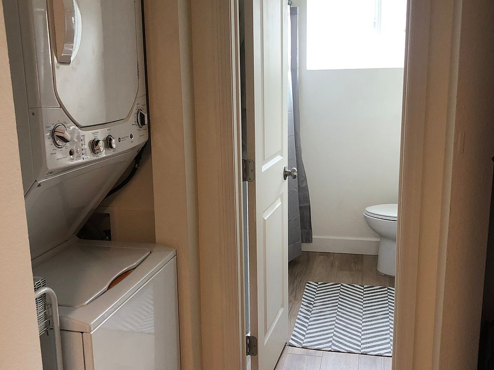 Washer/dryer in unit.