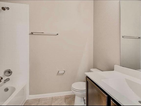 5th image of 508 Brashear Ln