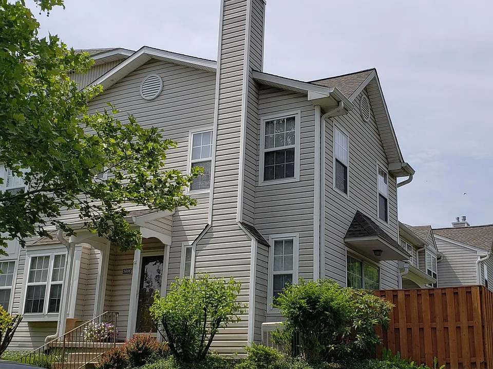 5006 Spruce Mill Dr