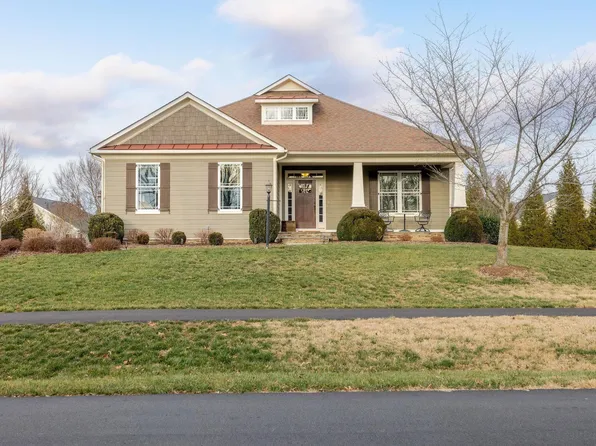 2449 Pendower Ln, Keswick, VA 22947