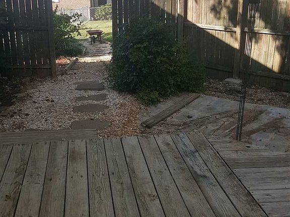 2nd image of 4280 Danbury Dr