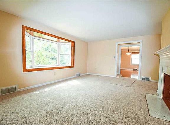 5th image of 1080 Lakemont Dr
