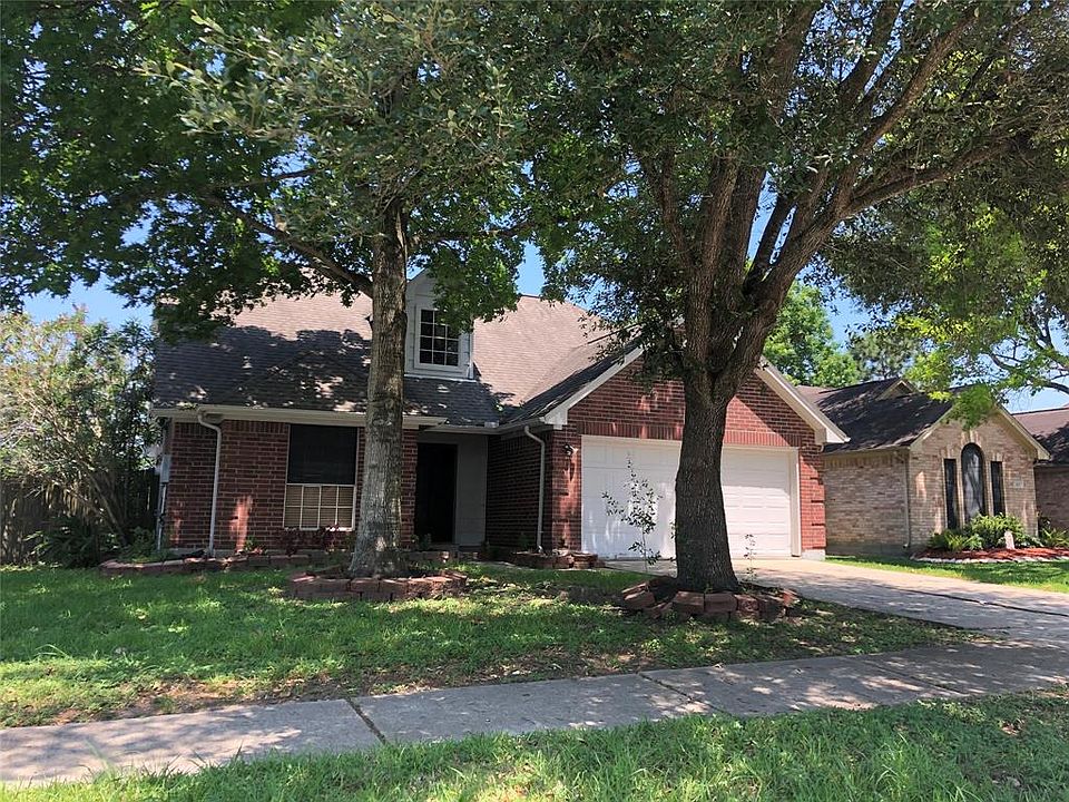 1st image of 3115 Colony Dr