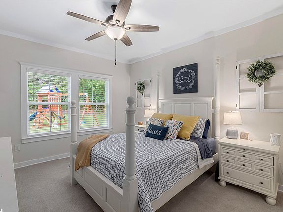 4th image of 507 Rolling Hill Cir
