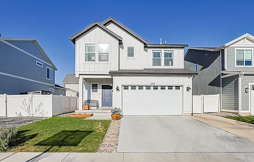 256 N Pier Ln Photo 1