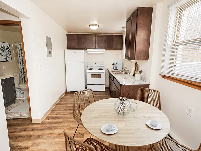 McCarron's View Apartments — Photo 31