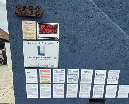 2nd image of 3538 Siskiyou St