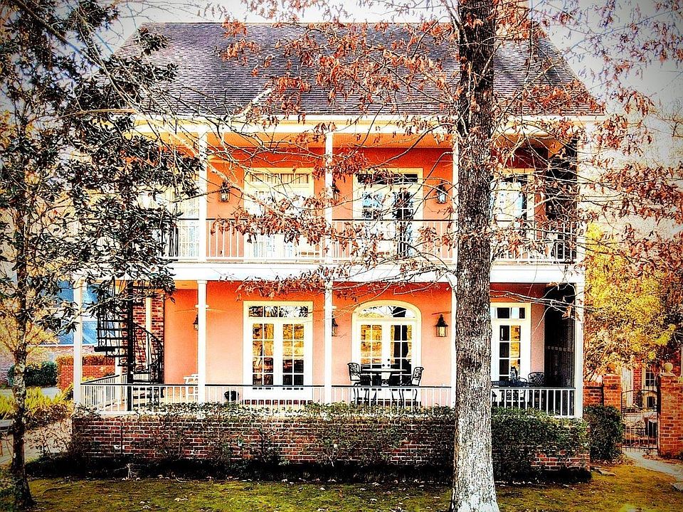 1st image of 5784 Creekside Ln