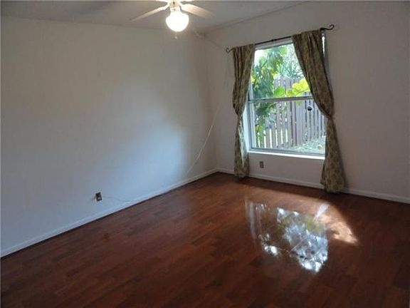 5th image of 5685 Wingham Way