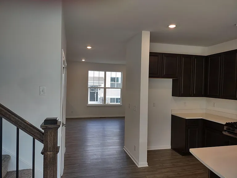 1039 Atterberg Rd — Photo 10