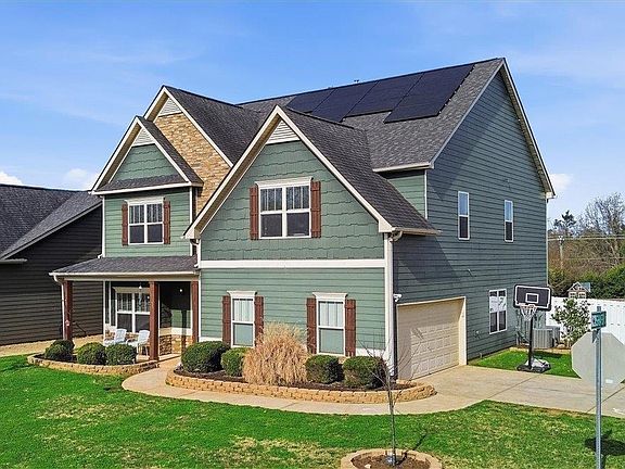 3rd image of 405 Shafer Ct