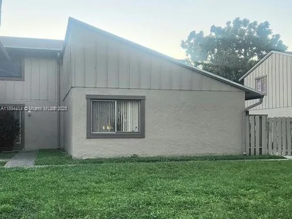 5868 NW 21st St #45-C, Lauderhill, FL 33313