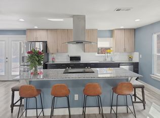 613 Wild Valley Dr, West Tawakoni, TX 75474