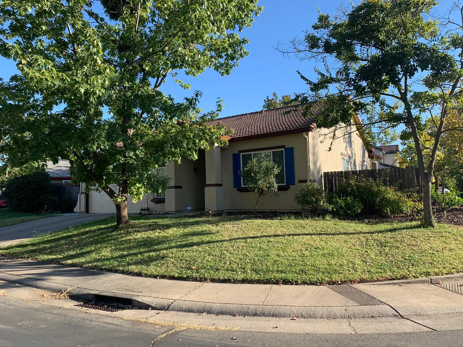 3 bed, 1733 sqft, $3,000 — Photo 2