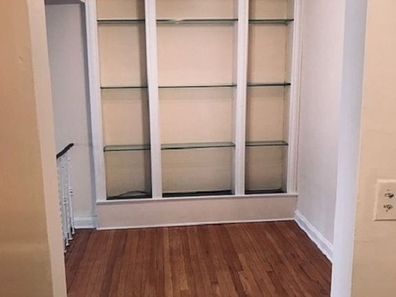 5th image of 10 Park Ave #12R