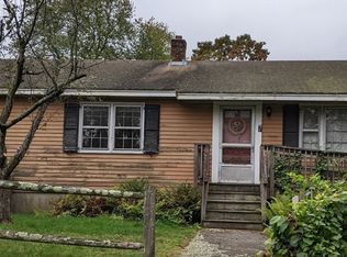 7 Hamilton St, Framingham, MA 01701