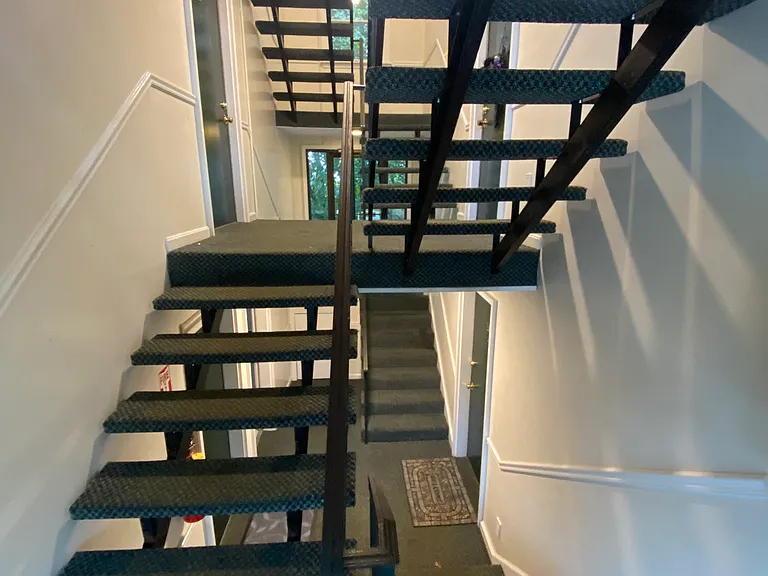 23 Glenwood Ave #14 — Photo 6