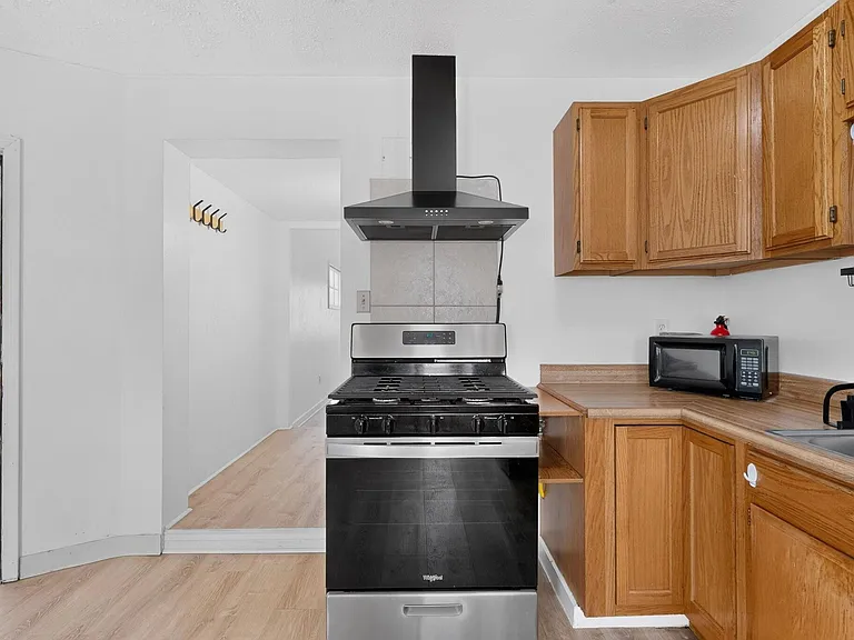 615 Quincy St NE #A & B — Photo 32