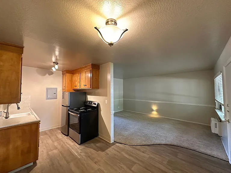 Must See Community in River Park Community ~ East Sac Area — Photo 2