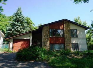 3811 75th St E, Inver Grove Heights, MN 55076