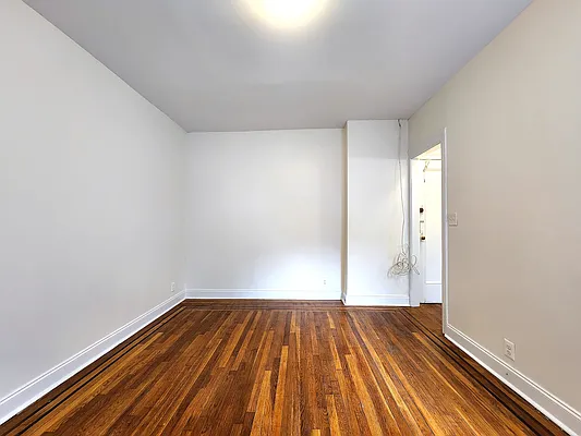 Rented by Made In NY Realty | media 18