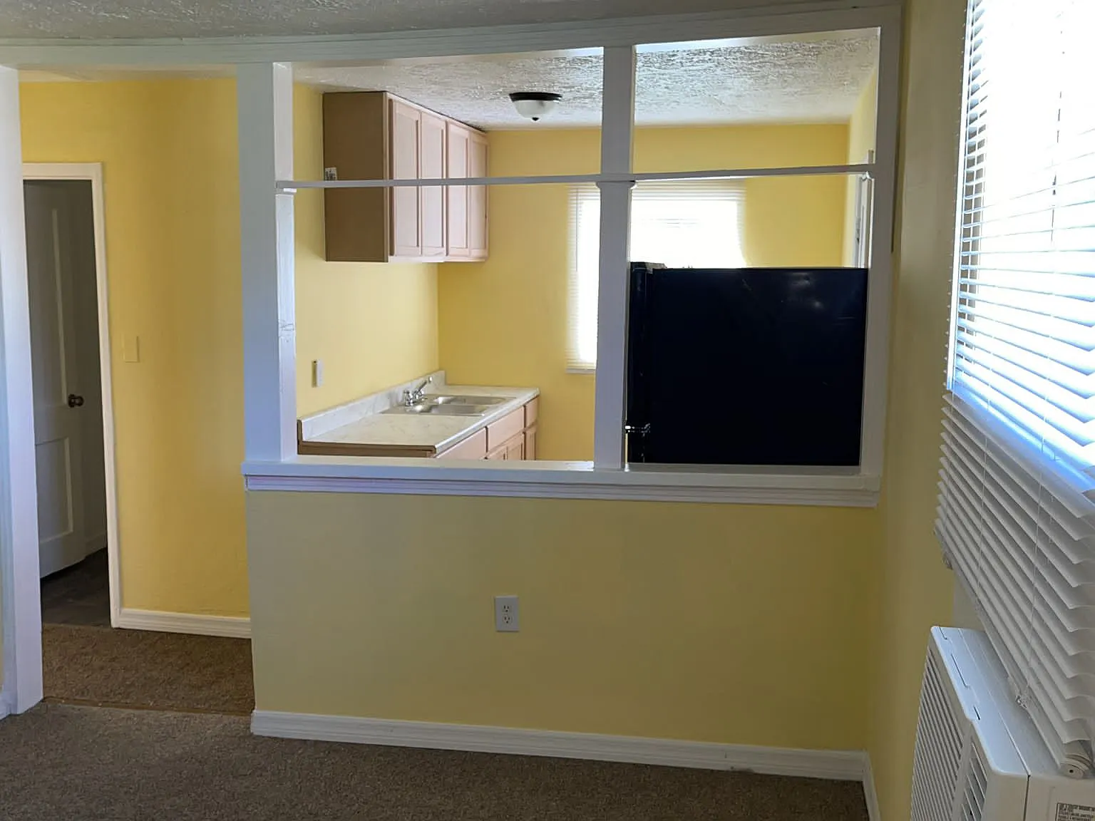 2 bed, 900 sqft, $1,350 — Photo 4