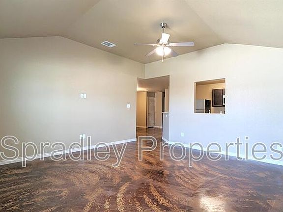 2nd image of 1012B Kerr Ct
