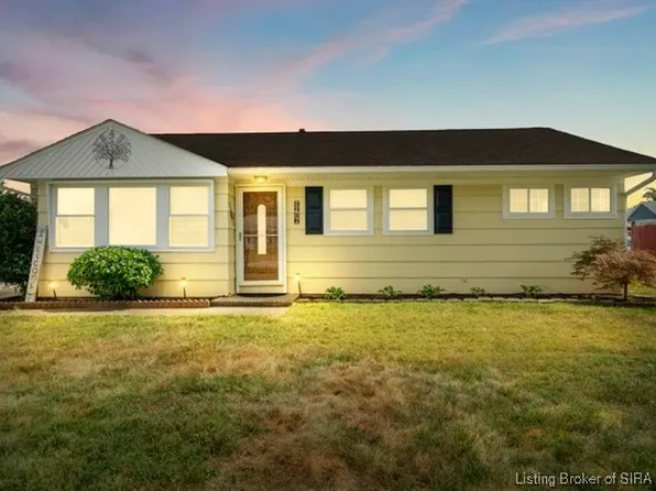 2916 Meadowlark Road, Jeffersonville, IN 47130