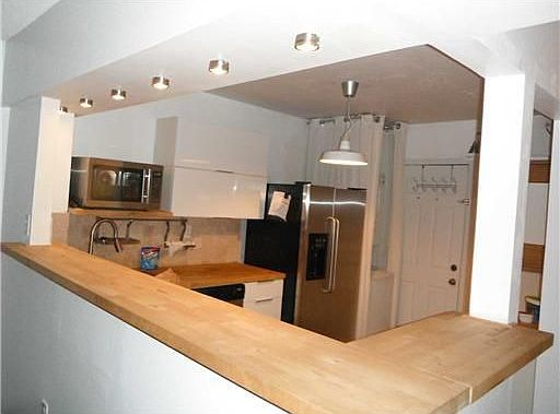 3rd image of 1075 Miami Gardens Dr #206