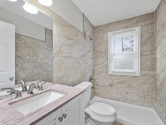 5th image of 51611 Mound Rd #B