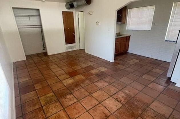 1st image of 2561 N Winstel Blvd