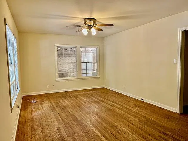 2 bed, 1.0 bath, 1105 sqft, $2,100 — Photo 3