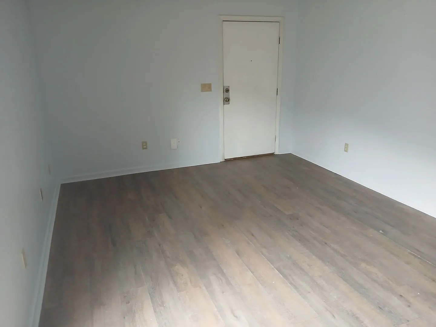 499 Hawkins Rogersville — Photo 4
