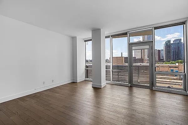 1st image of 519 Borden Ave #3F