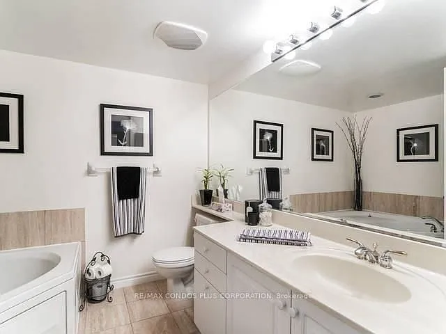 2111 Lake Shore Blvd W #814 — Photo 12