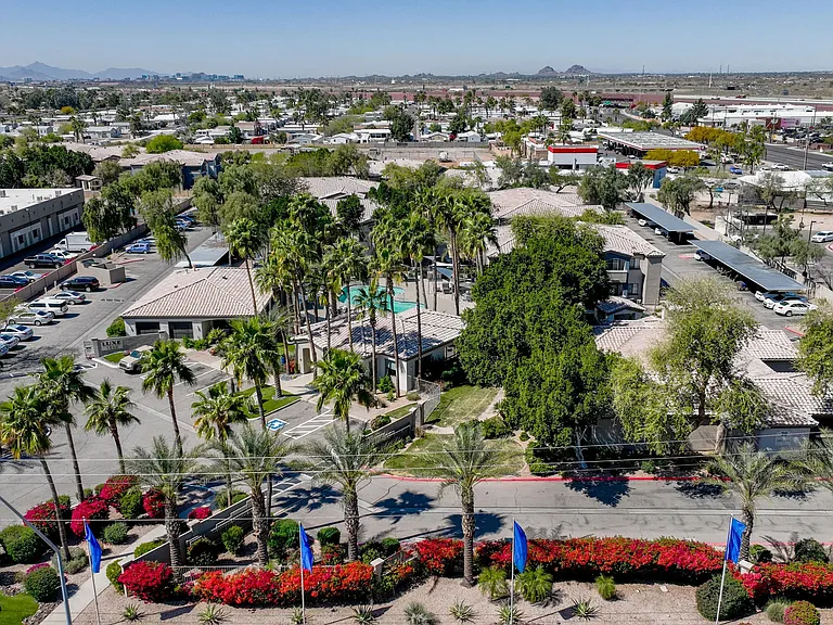 Marvel at an aerial view of our magnificent, luxury apartment community in Mesa, AZ.