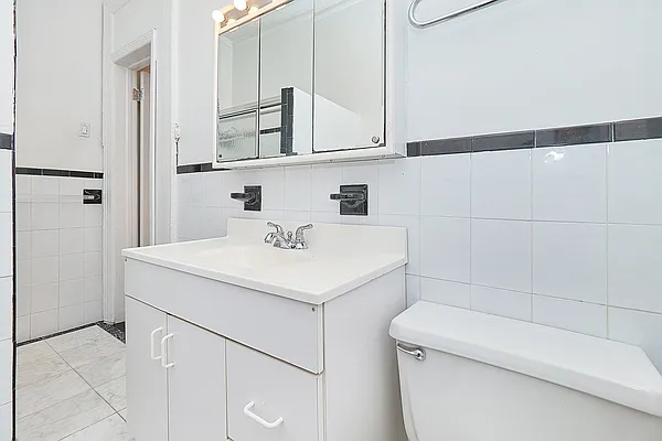 Rented by Keller Williams NYC | media 39