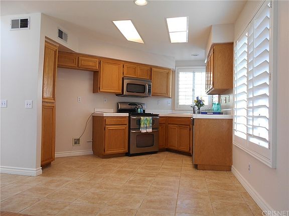 4th image of 20041 Blackbird Ln