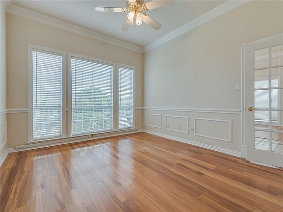 2nd image of 2880 Marcie Ln