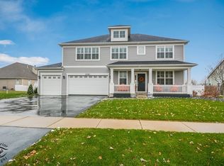 2040 Westover Rd, North Aurora, IL 60542