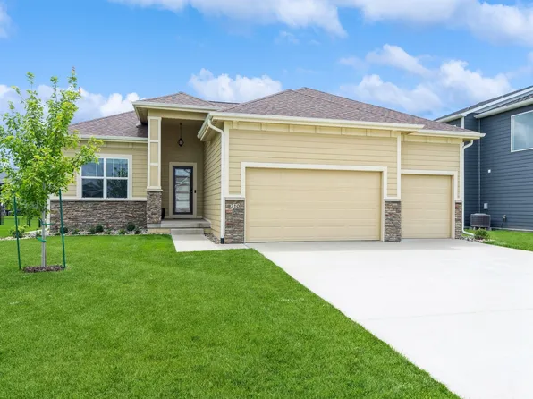 210 31st St SE, Altoona, IA 50009