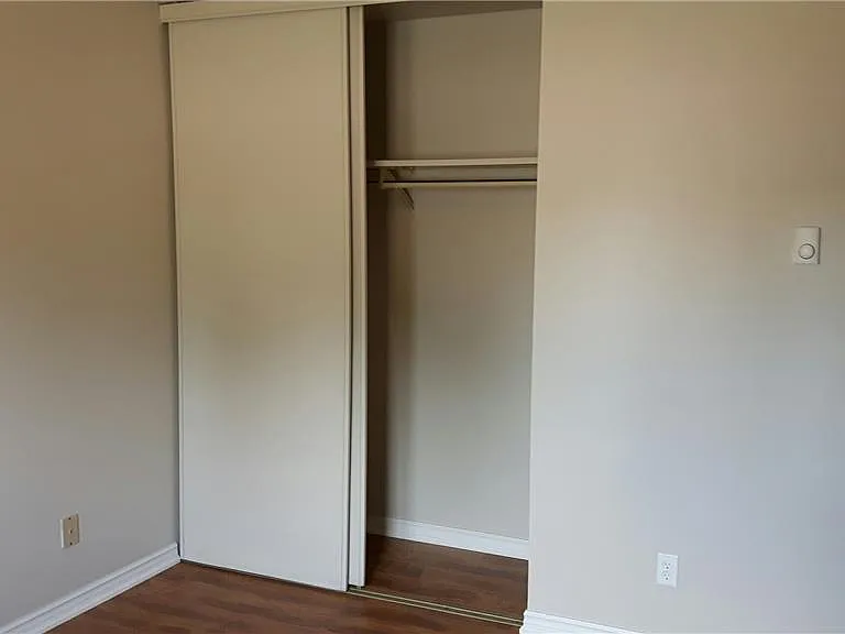 678 Evangeline St — Photo 5