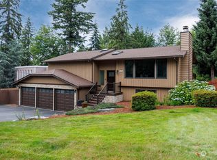 6401 Chennault Beach Dr, Mukilteo, WA