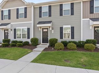 521 Hampton Townes Dr, Greenville, SC 29617