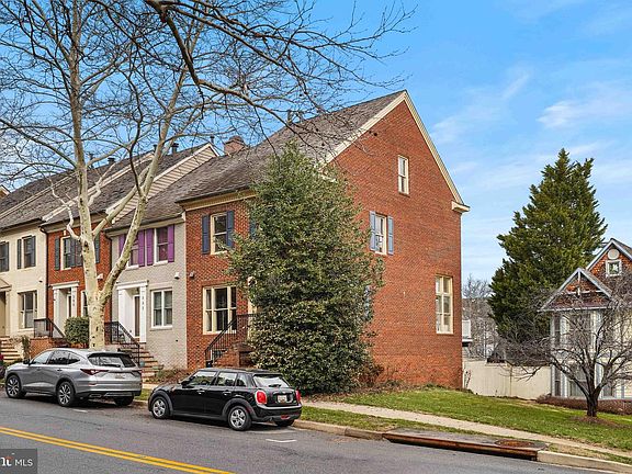 2nd image of 596 Chestertown St