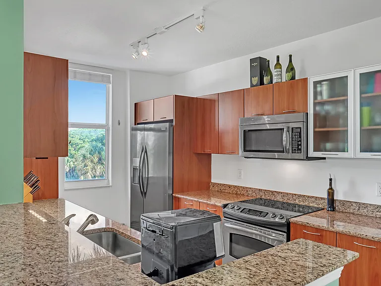 700 E Boynton Beach Blvd #312 — Photo 13