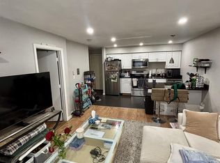 10 Roberts St APT 35, Somerville, MA 02145