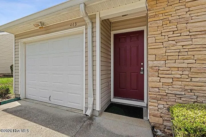 443 Northrop Pl — Photo 2