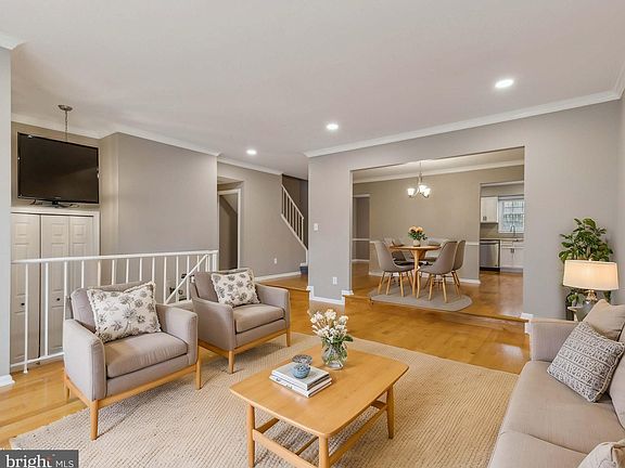 3rd image of 3092 Bradford Wood Ct